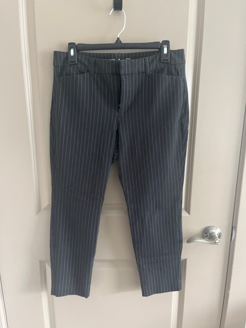 Old Navy Black Pinstripe High Rise Pixie Skinny Dress Pants